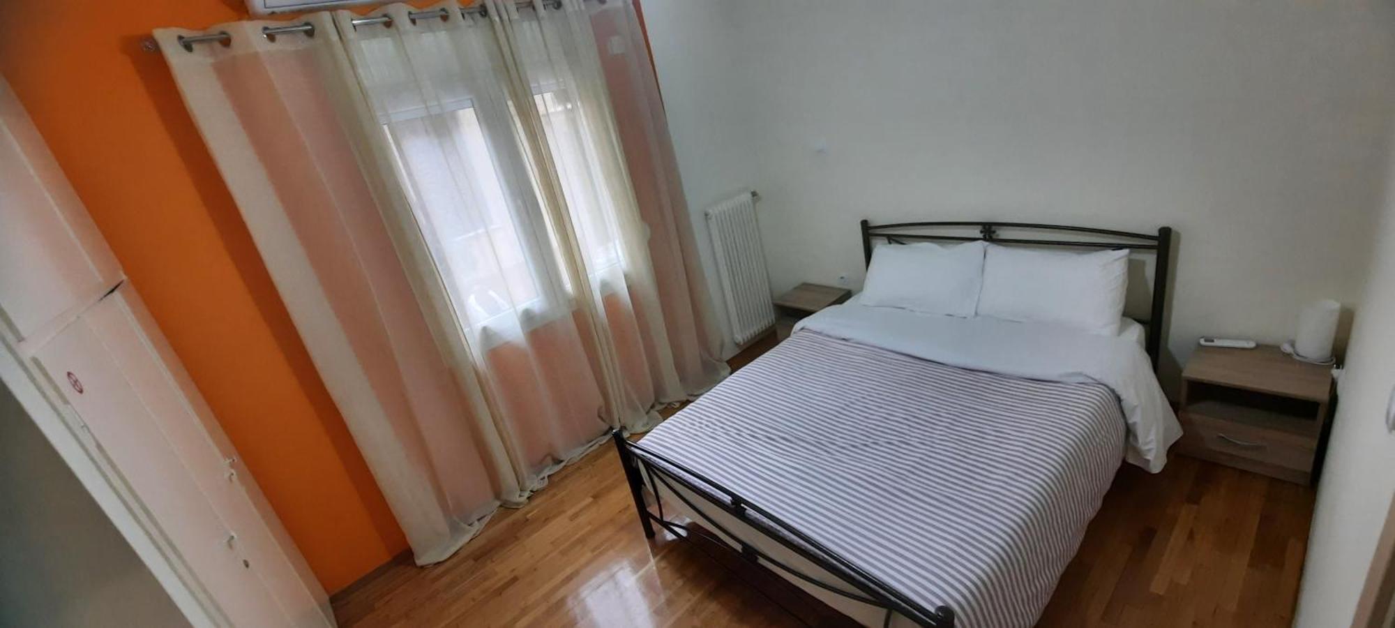 Livia'S Room To Ampelokipi Metro Airport Line Athene Buitenkant foto